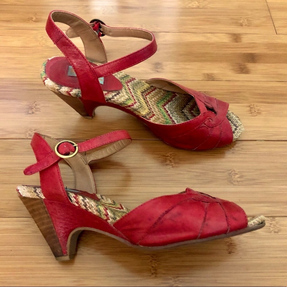 Miz Mooz Red Strappy Heels Sandals 7.5